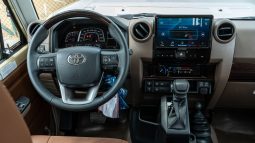 2026 Toyota LC79 2.8L AT Diesel Full Option (White-Brown) full