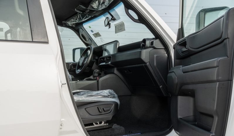 
2026 Toyota Prado 2.4L AT Petrol (White-Black) Mid Option full									
