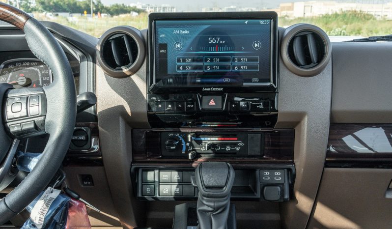 
2026 Toyota Land Cruiser LC76 4.0L AT Petrol (With Radar) Grey full									