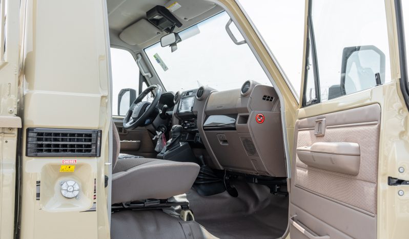
2026 Toyota LandCruiser LC79 2.8L AT Diesel (Beige-Brown) Basic full									