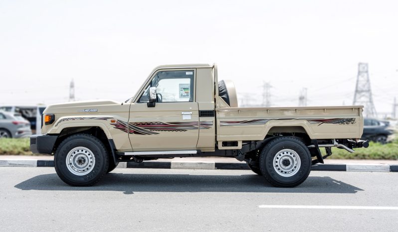 
2026 Toyota LandCruiser LC79 2.8L AT Diesel (Beige-Brown) Basic full									