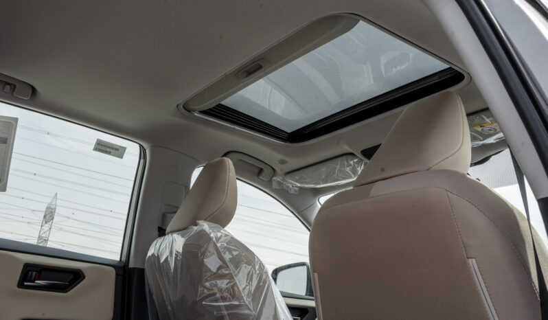 
								2026 Toyota Rav4 XLE 4×4 2.0L AT Petrol AWD (White-Beige) full									