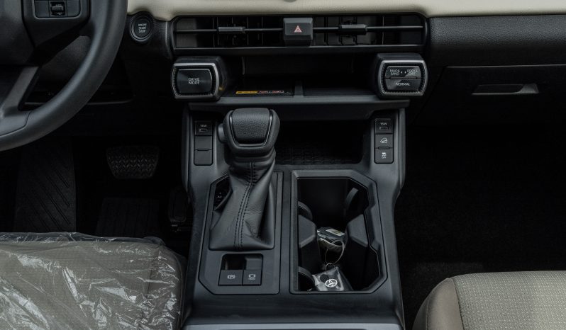 
2026 Toyota Rav4 XLE 4×4 2.0L AT Petrol AWD (Gray-Beige) full									