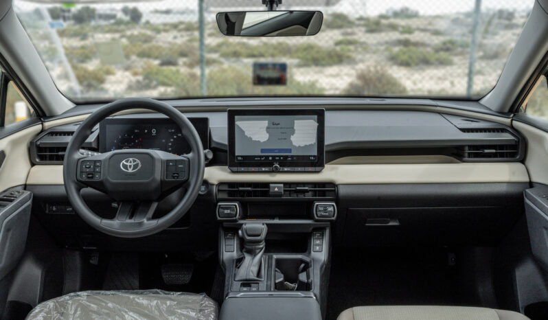 
								2026 Toyota Rav4 XLE 4×4 2.0L AT Petrol AWD (White-Beige) full									