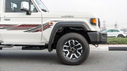 2026 Toyota LC79 2.8L AT Diesel Full Option (White-Brown) full