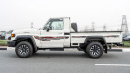 2026 Toyota Land Cruiser LC79 4.0L AT Petrol Full Option (White)