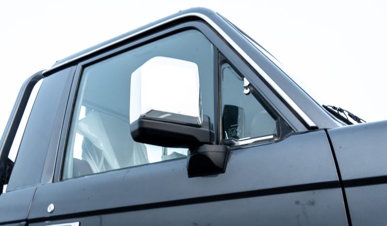 
2026 Toyota LC79 2.8L AT Diesel Full Option (Grey-Brown) full									