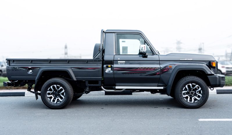 
2026 Toyota LC79 2.8L AT Diesel Full Option (Grey-Brown) full									