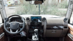 
										2026 Toyota Land Cruiser LC76 2.8L AT Diesel (White) Omani full									
