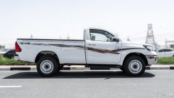 2026 Toyota Hilux GL2 2.8L AT Diesel (White-Red)