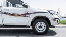 
2026 Toyota Hilux GL2 2.8L AT Diesel (White-Red) full									