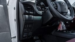 
2026 Toyota Hilux GL2 2.8L AT Diesel (White-Red) full									