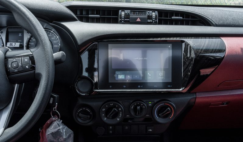 
2026 Toyota Hilux GL2 2.8L AT Diesel (White-Red) full									