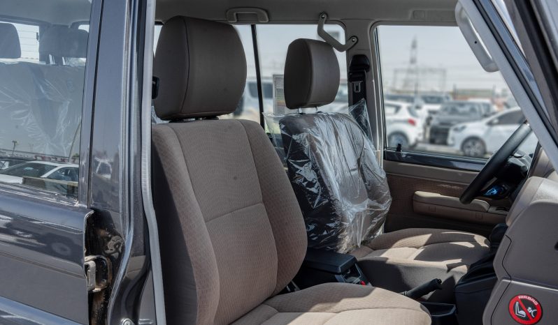 
2026 Toyota Land Cruiser LC76 4.0L AT Petrol (With Radar) Grey full									