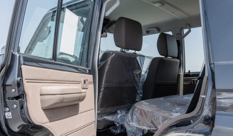 
2026 Toyota Land Cruiser LC76 4.0L AT Petrol (With Radar) Grey full									