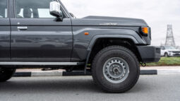 
										Toyota Land Cruiser LC76 4.0L MT Petrol (Grey-Brown) Basic full									