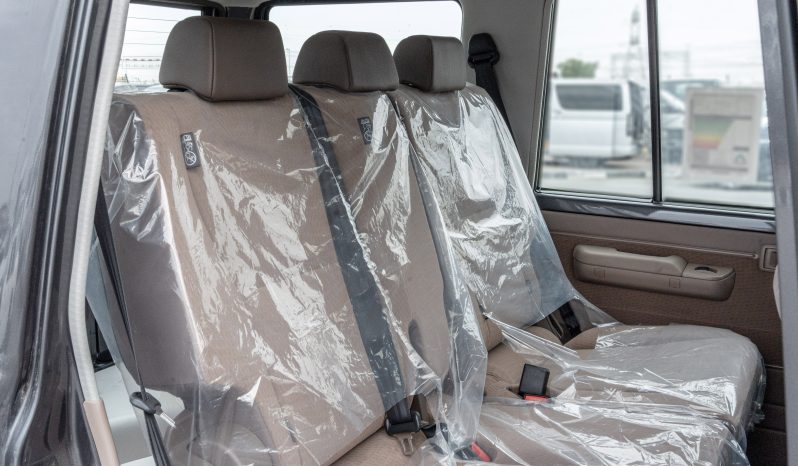 
2026 Toyota Land Cruiser LC76 4.0L AT Petrol (Grey-Brown) Basic full									