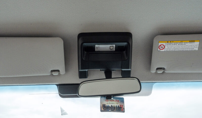 
								Toyota Land Cruiser LC76 4.0L AT Petrol (White-Brown) Basic full									