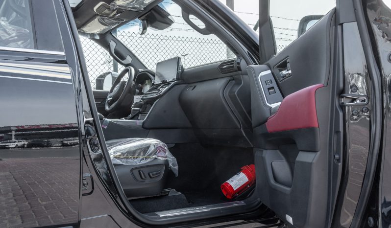 
2026 Toyota Land Cruiser VXR 3.5L AT Petrol (Black-Red) Omani full									