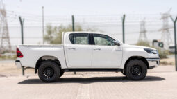 2026 Toyota Hilux 2.4L MT Diesel DC (White-Black)