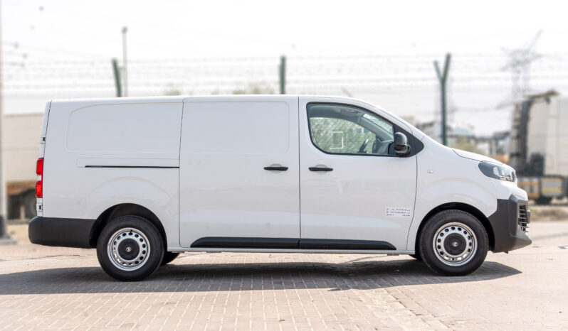 
								2026 Citroen Jumpy 2.0L AT Turbo Diesel Cargo Van full									