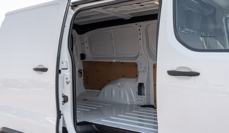
								2026 Citroen Jumpy 2.0L AT Turbo Diesel Cargo Van full									