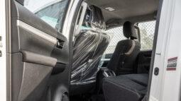 
2025 Toyota Hilux SGLX 2.4L MT Diesel (White-Black) full									