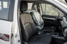 
2025 Toyota Hilux SGLX 2.4L MT Diesel (White-Black) full									