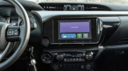 
2025 Toyota Hilux SGLX 2.4L MT Diesel (White-Black) full									