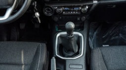 
2025 Toyota Hilux SGLX 2.4L MT Diesel (White-Black) full									