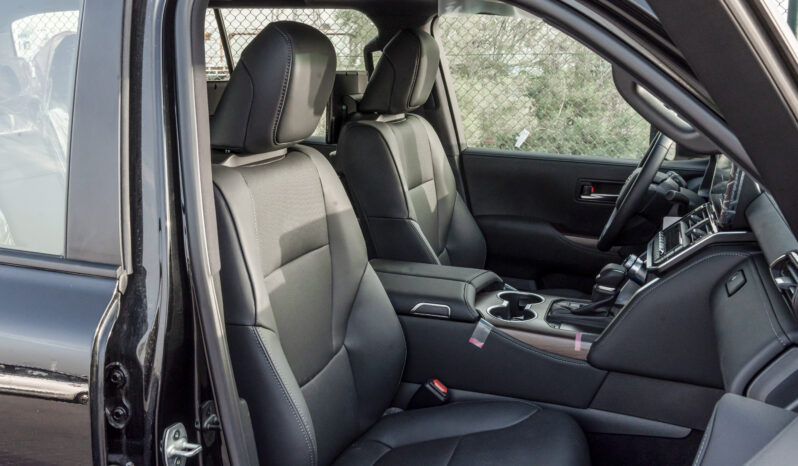 
								2026 Toyota Land Cruiser GXR 3.3L AT Diesel (Black-Black) full									