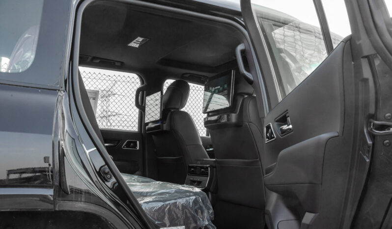 
								2026 Toyota Land Cruiser GXR 3.3L AT Diesel (Black-Black) full									