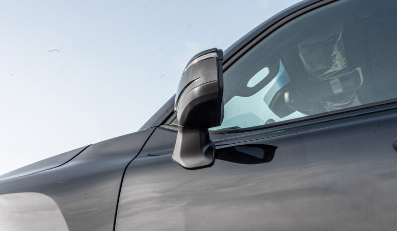 
								2026 Toyota Land Cruiser GXR 3.3L AT Diesel (Black-Black) full									