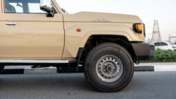 
										Toyota Land Cruiser LC76 4.0L AT Petrol (Beige-Brown) Basic full									