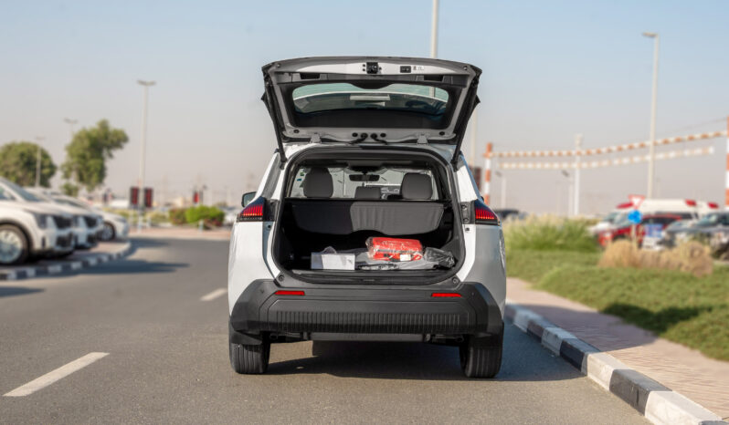 
								2026 Toyota Rav4 XLE 4×4 2.0L AT Petrol AWD (White-Beige) full									