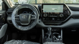 
										2026 Toyota Highlander Limited 2.5L AT Hybrid (Black-Grey) full									