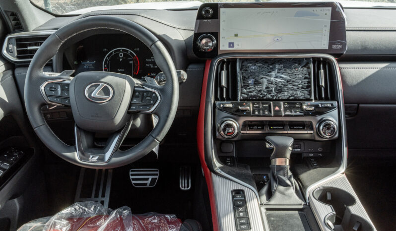 
								2026 Lexus LX600 F-Sport 3.5L AT Petrol (Black-Red) full									