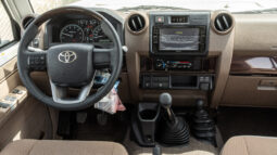 
										Toyota Land Cruiser LC76 4.0L MT Petrol (White-Brown) Basic full									