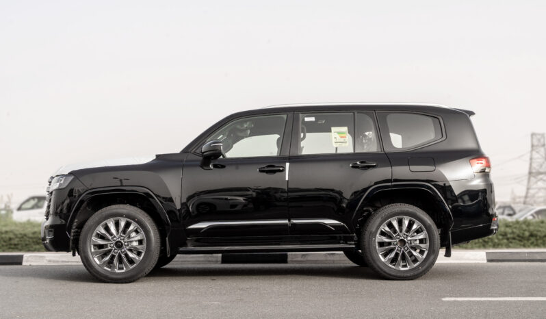 
								2026 Toyota Land Cruiser GXR 4.0L AT Petrol With Radar (Black) full									