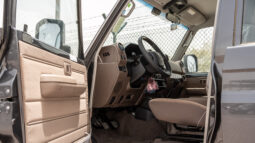 
										Toyota Land Cruiser LC76 4.0L MT Petrol (Grey-Brown) Basic full									