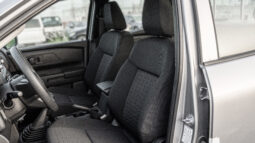 
										2026 Mitsubishi L200 GLX 2.4L MT Petrol (Silver-Black) full									
