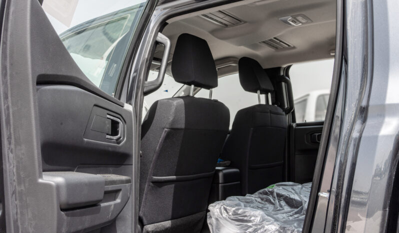 
								2026 Mitsubishi L200 GLX 2.4L MT Petrol (Gray-Black) full									