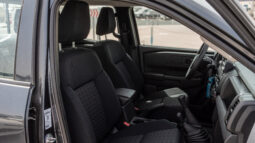 
										2026 Mitsubishi L200 GLX 2.4L MT Petrol (Gray-Black) full									
