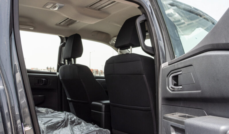 
								2026 Mitsubishi L200 GLX 2.4L MT Petrol (Gray-Black) full									