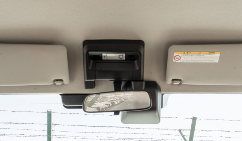 
								2026 Toyota Land Cruiser LC76 4.0L AT Petrol (Mid Option) Beige full									