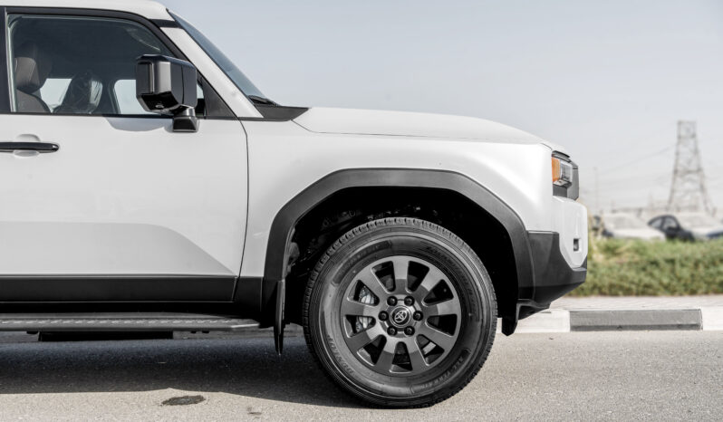 
								2026 Toyota Prado Adventure 2.4L AT Petrol with HUD (White) full									