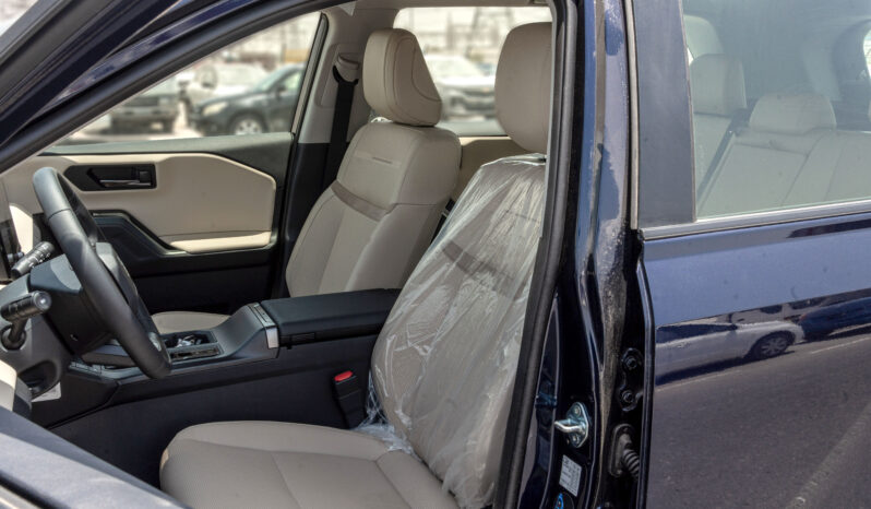 
								2026 Toyota Rav4 Limited 2.5L AT Hybrid (Blue-Beige) full									