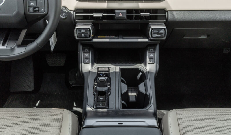 
								2026 Toyota Rav4 Limited 2.5L AT Hybrid (Gray-Beige) full									