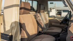 
										2026 Toyota Land Cruiser LC79 2.8L AT Diesel (Beige-Brown) Mid full									