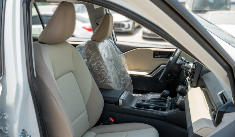 
								2026 Toyota Rav4 XLE 2.5L AT Hybrid (White-Beige) full									